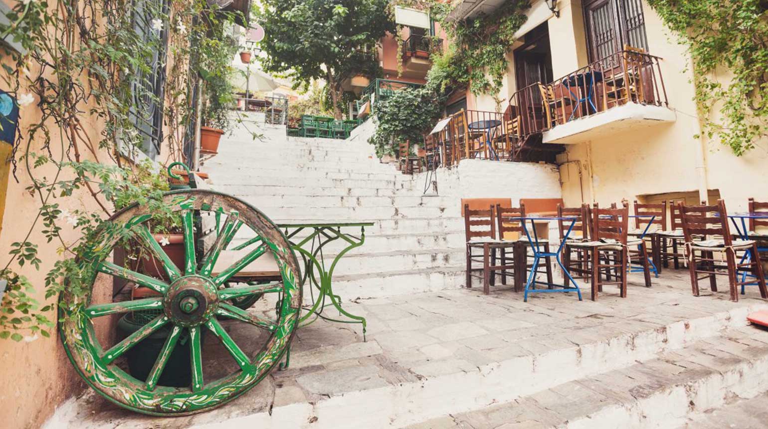 The Main Non-Touristy Encounters in Athens.