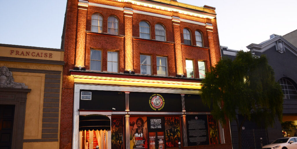 Front view of Music City Hotel