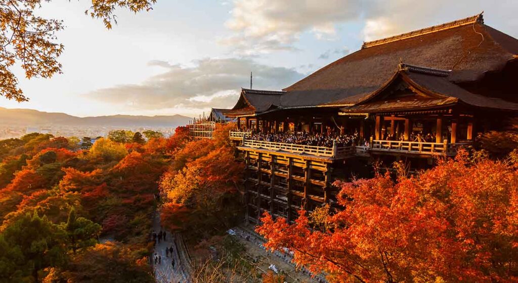 Kiyomizu-dera, Kyoto, Japan