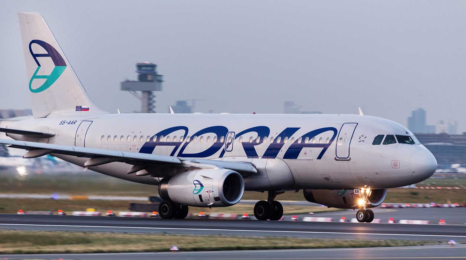 Slovenia’s flag carrier files for bankruptcy