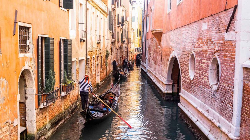Places-in-London-Little-Venice