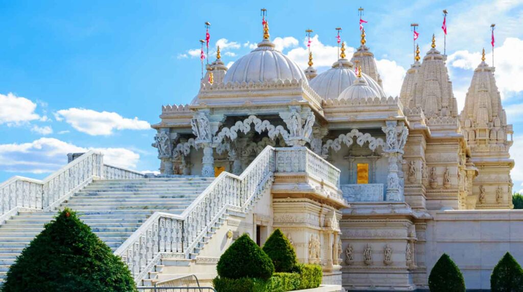 Places-in-London-Shri-Swaminarayan-Mandir