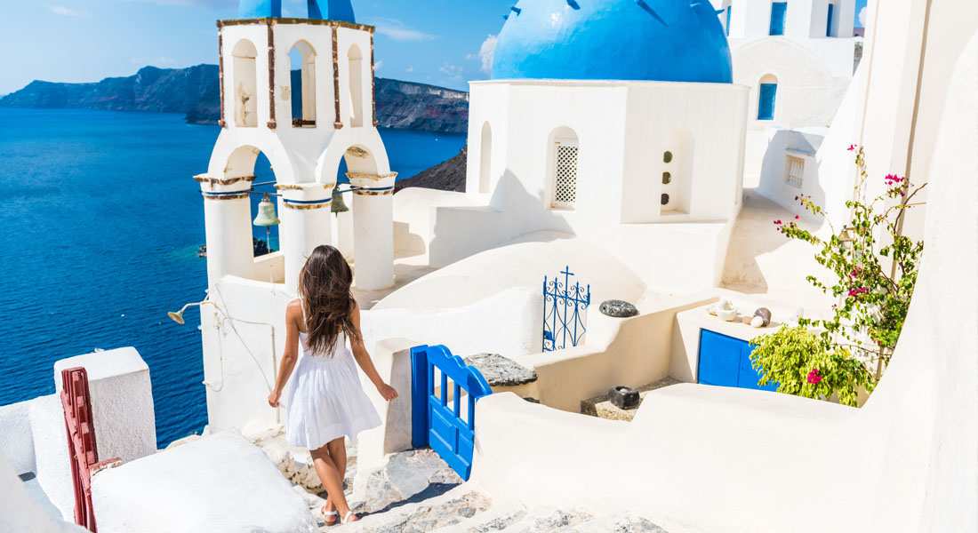 Best Holiday Destinations in May - Santorini