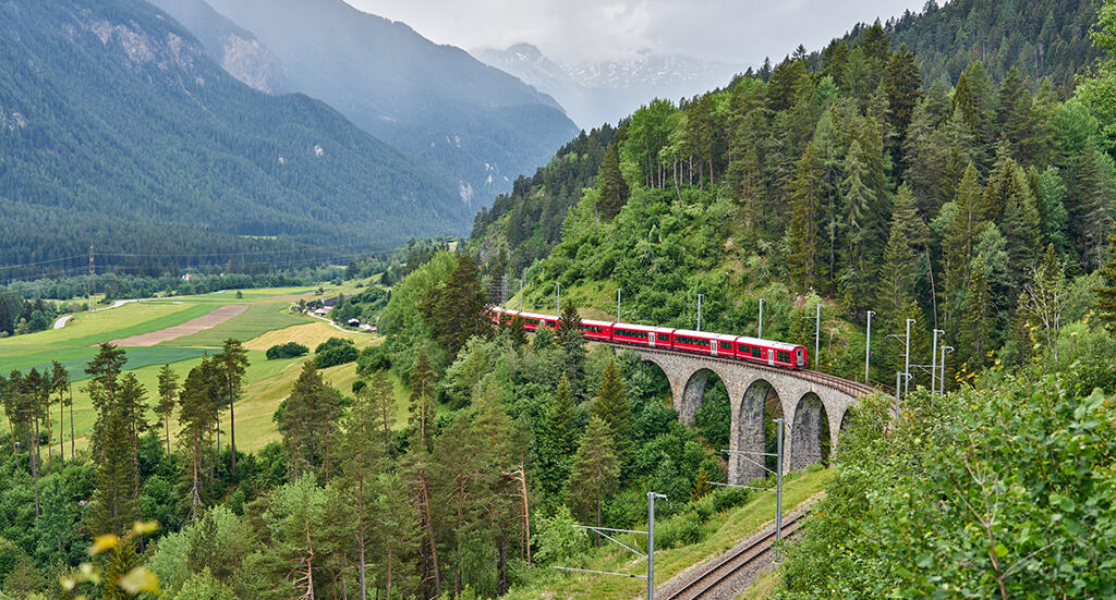 Bernina Express Holidays - Train 4