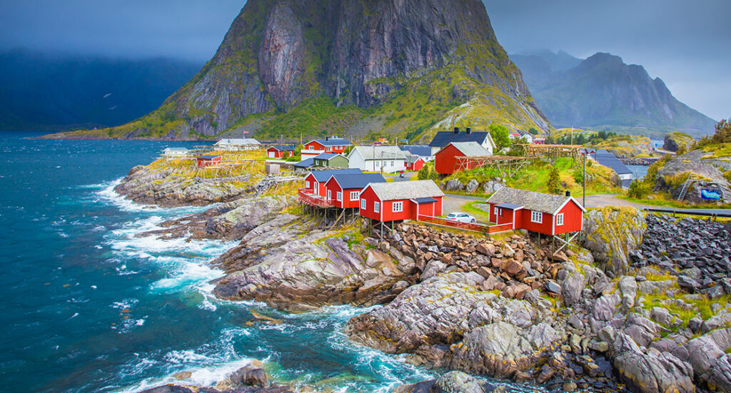 JOMO Travel - Lofoten Islands