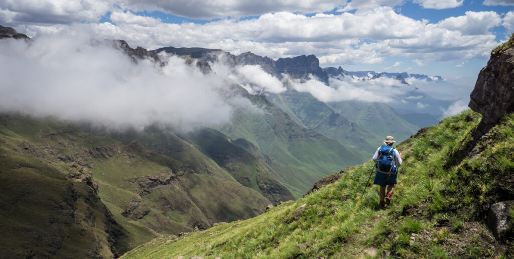 hiking in drakensberg